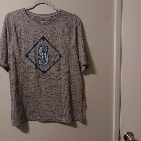 Majestic Men's Heather Gray Seattle Mariners Short-Sleeve Logo Tee - Picture 10 of 11